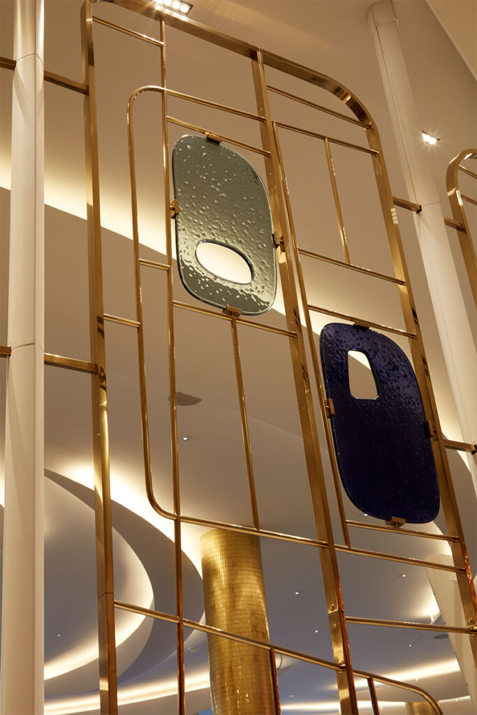 _0002_Fontainebleau_100620__M3A1127